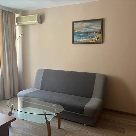בורגאס Family Hotel Central מראה חיצוני תמונה