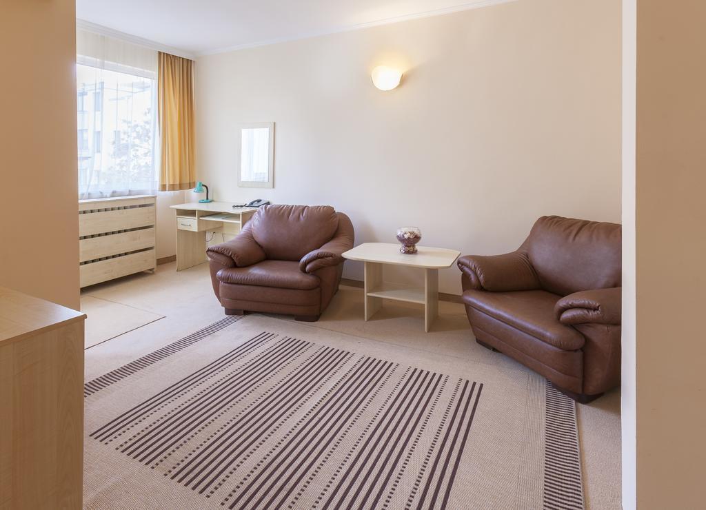 בורגאס Family Hotel Central חדר תמונה