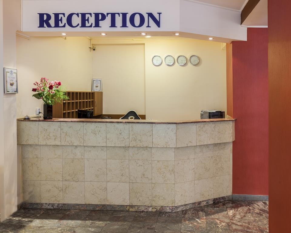 בורגאס Family Hotel Central מראה חיצוני תמונה